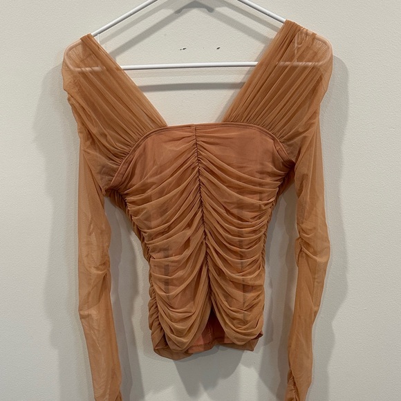 ALC Ruched Tan Top - Picture 12 of 12